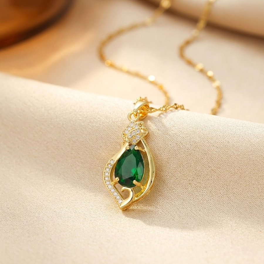 Collana Pendente Goccia d'Acqua in Giada Dorata