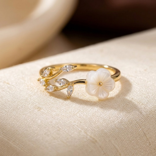 Anello Aperto in Oro con Fiori e Foglie
