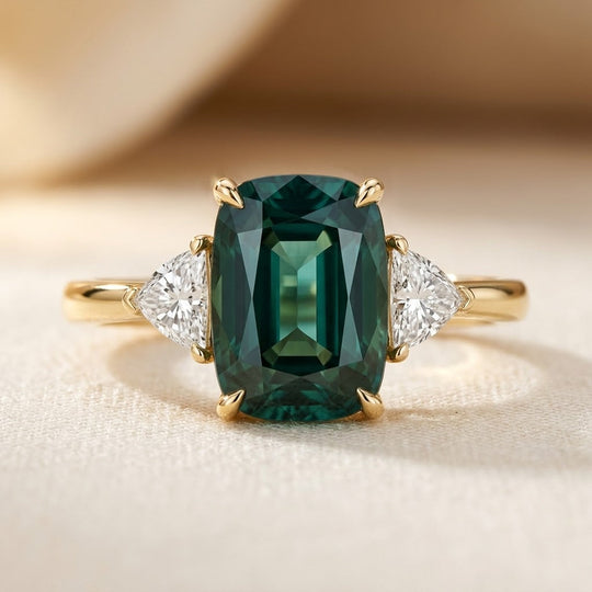 Anello Solitario in Oro Smeraldo