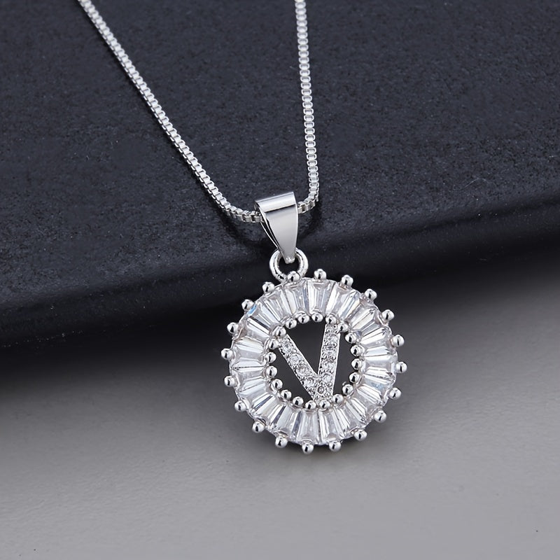 Collana in oro bianco con iniziale "Z" e zirconia