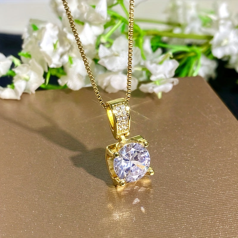 Collana in oro bianco con pendente in zirconia cubica