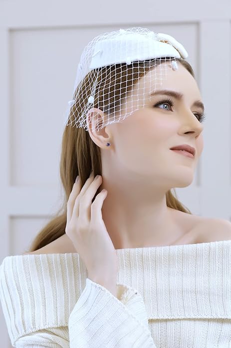Orecchini a perno classici con zaffiro | Oro bianco