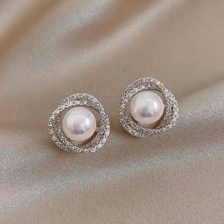 Orecchini a spirale brillanti con perle eleganti