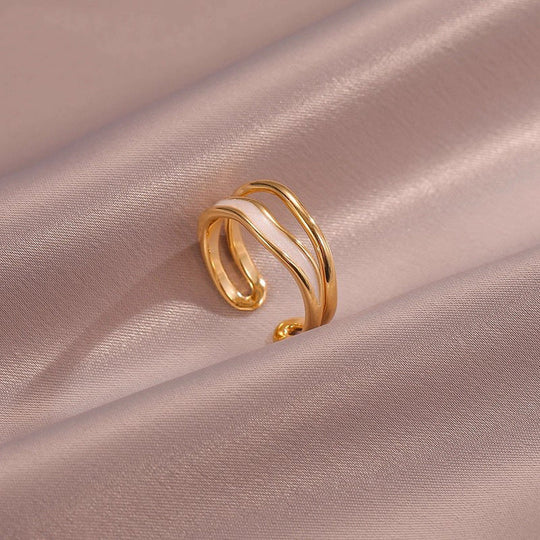 Anello a Onde Stratificate Sahira | Oro