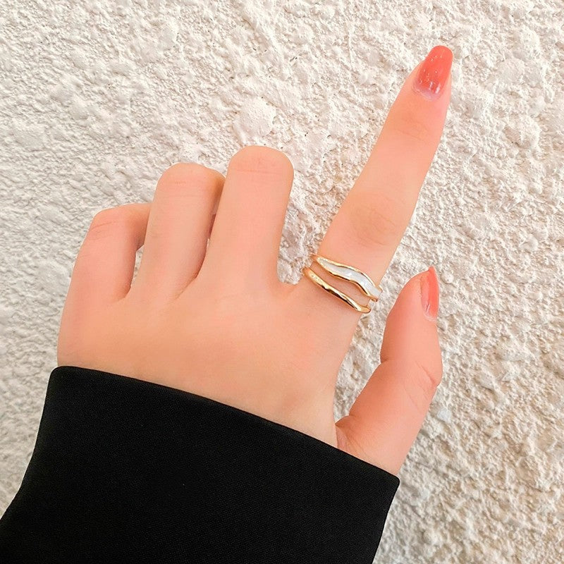 Anello a Onde Stratificate Sahira | Oro