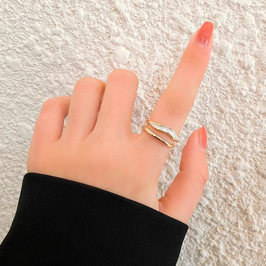 Anello a Onde Stratificate Sahira | Oro