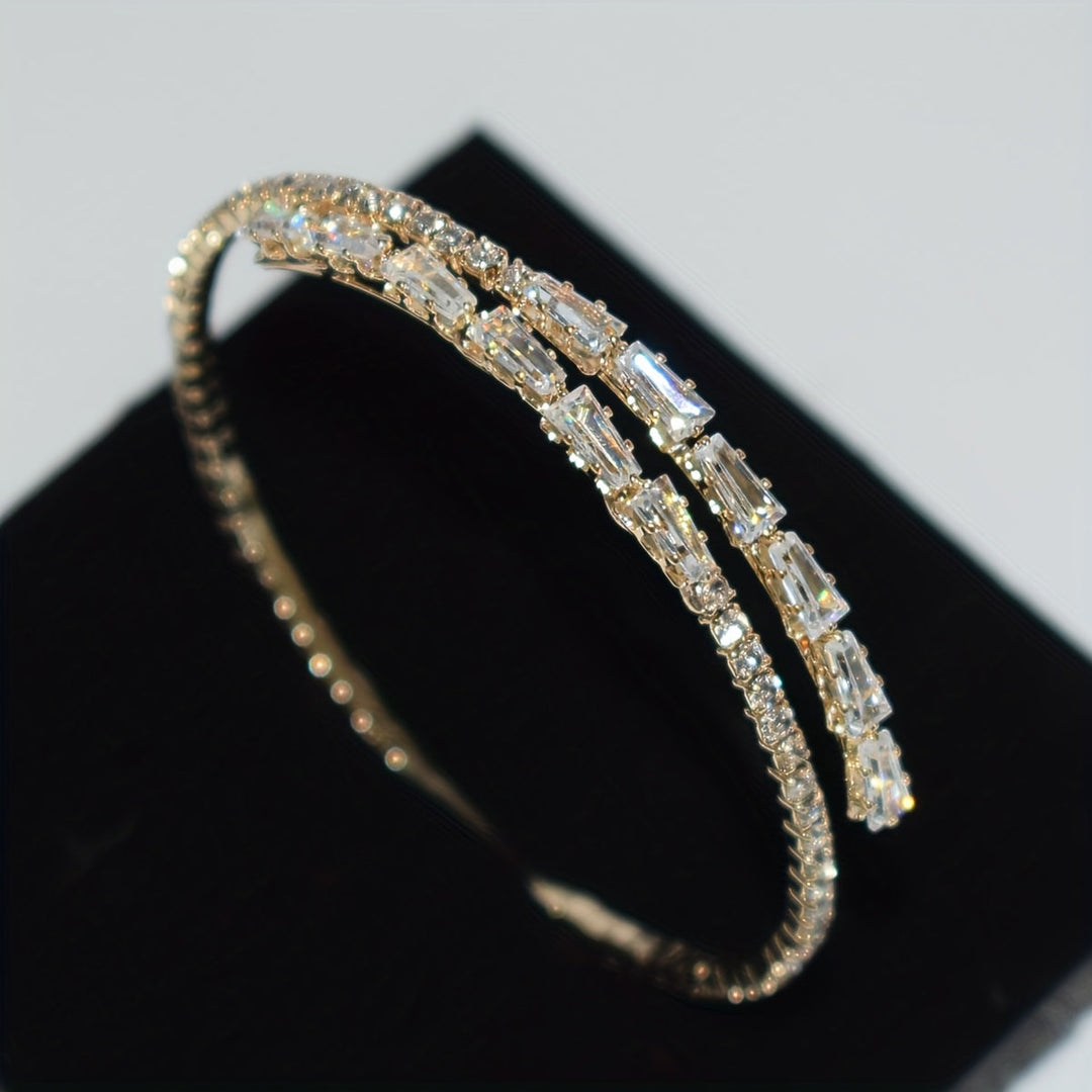 Bracciale elegante in oro bianco con zirconia cubica