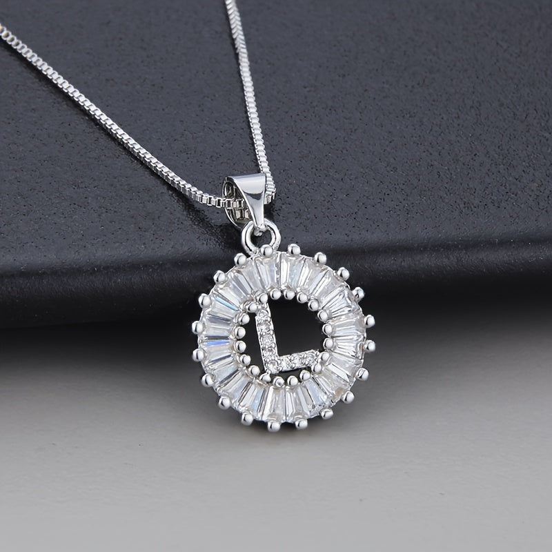 Collana in oro bianco con iniziale "Z" e zirconia