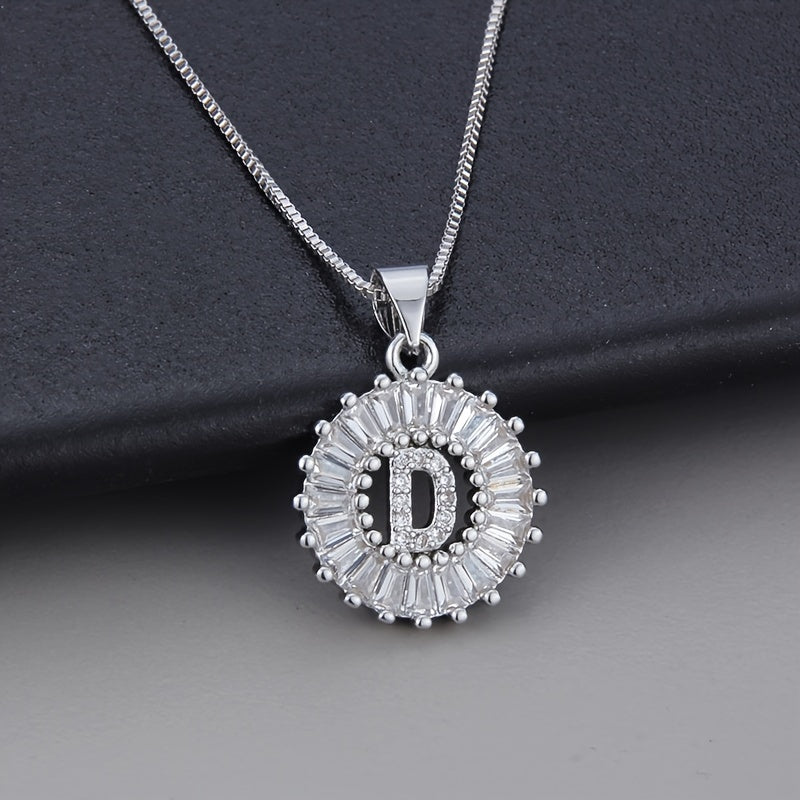 Collana in oro bianco con iniziale "Z" e zirconia