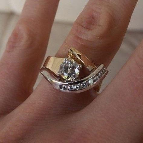 Anello Antico Irregolare in Oro e Argento con Zirconia | Oro Misto