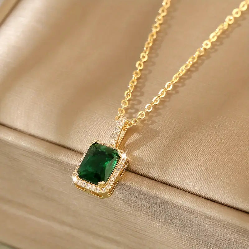 Collana Rettangolare Halo in Oro e Smeraldo