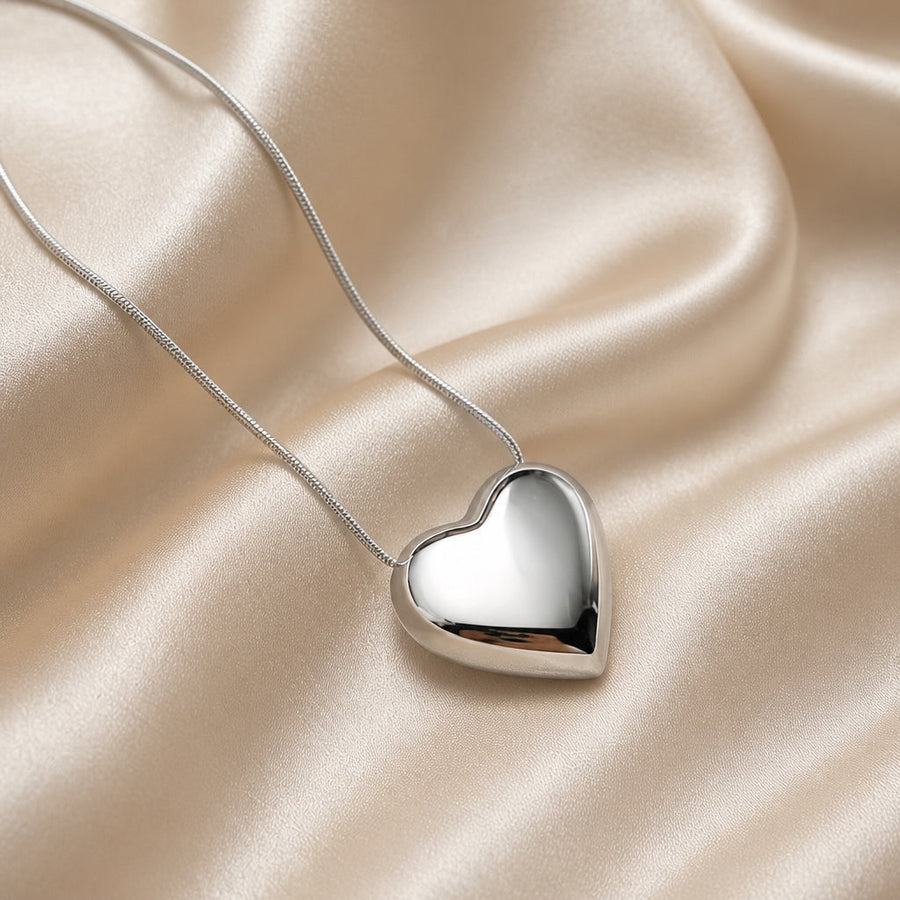 Collana Elegante con Pendente a Cuore Puff in Oro Bianco