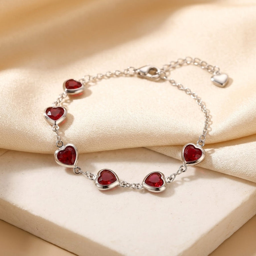 Bracciale in Catena d'Argento e Rubino a Forma di Cuore