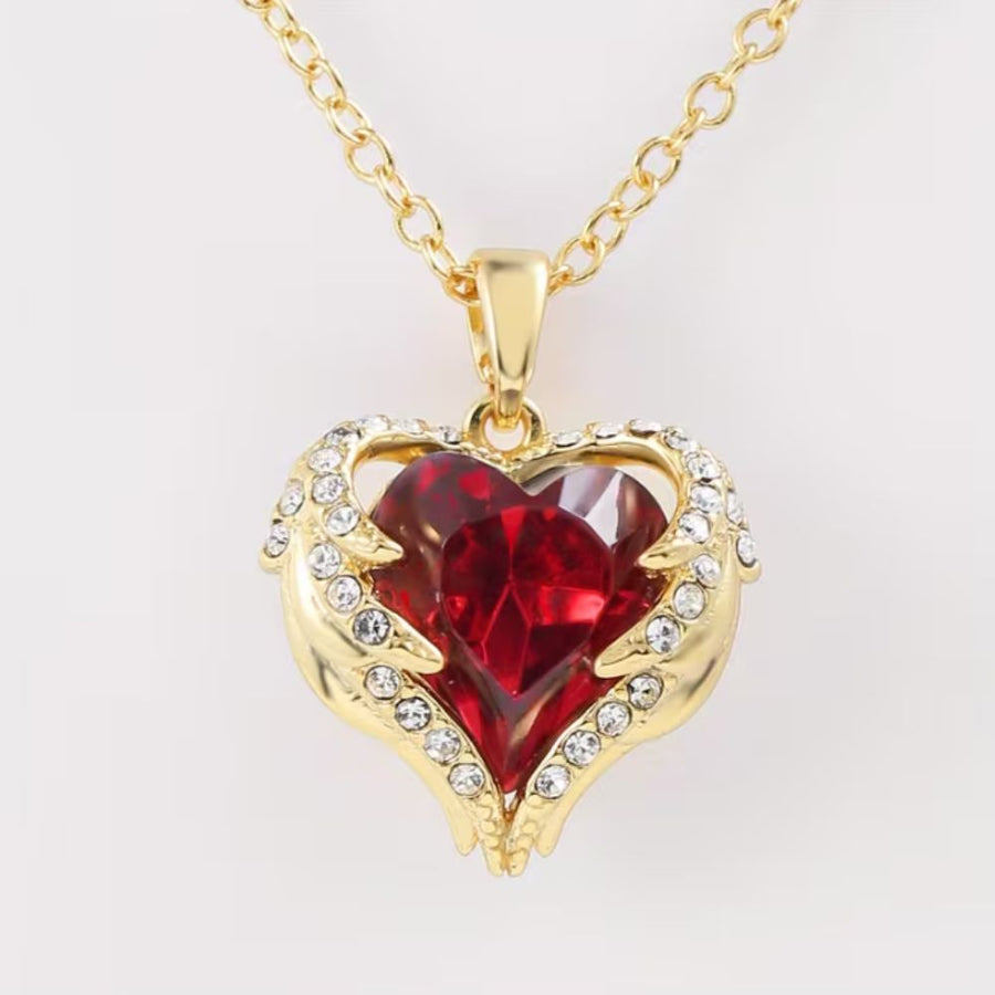 Collana a forma di cuore in rubini Angel Embrace