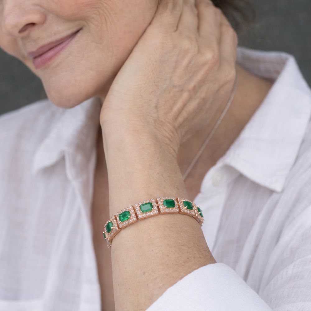 Bracciale in oro con smeraldo verde